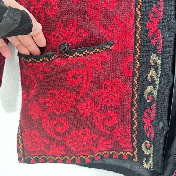 ICELANDIC DESIGN Red Floral Knit Wool Cardigan Sweater Longline Jacket Size Med - Picture 5 of 8